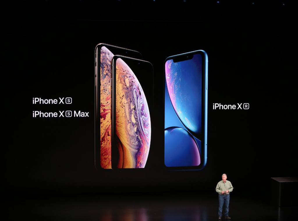 iPhoneXs Max発表！ネット→「ネーミングセンスひどい」の声
