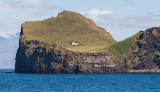 ドラクエの祠かよ！アイスランドの孤独な島「エリデイ島」に上陸してみた