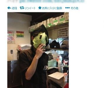 【炎上】今度は『白木屋』でバイトテロ！キャベツお面でタバコをふかす騒ぎ