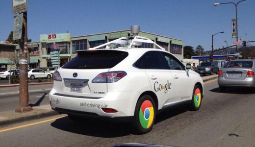 凄い！これがGoogleの「自動運転カー」なのか！多く目撃される