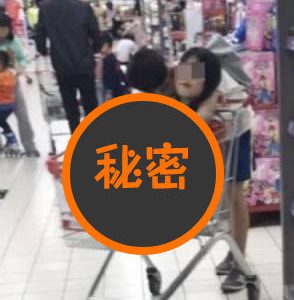 【けしからん】中国人カップル「マナー悪すぎ」行為で中国サイトで炎上！