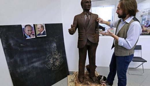 【恐ロシア】等身大のプーチン大統領「チョコレート」が完成する！新たな政策か？