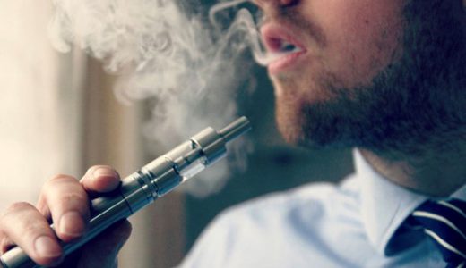 【マジかよ！】電子タバコでも肺へのダメージリスクあることが判明！