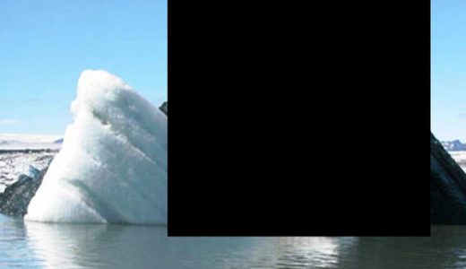 ニュージーランドで珍しい『黒い氷山』が発見され話題に