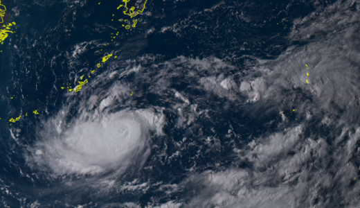 【ラスボス】猛烈な台風１０号ヤバイ！パワーを蓄えまもなく日本に襲来する恐れ！