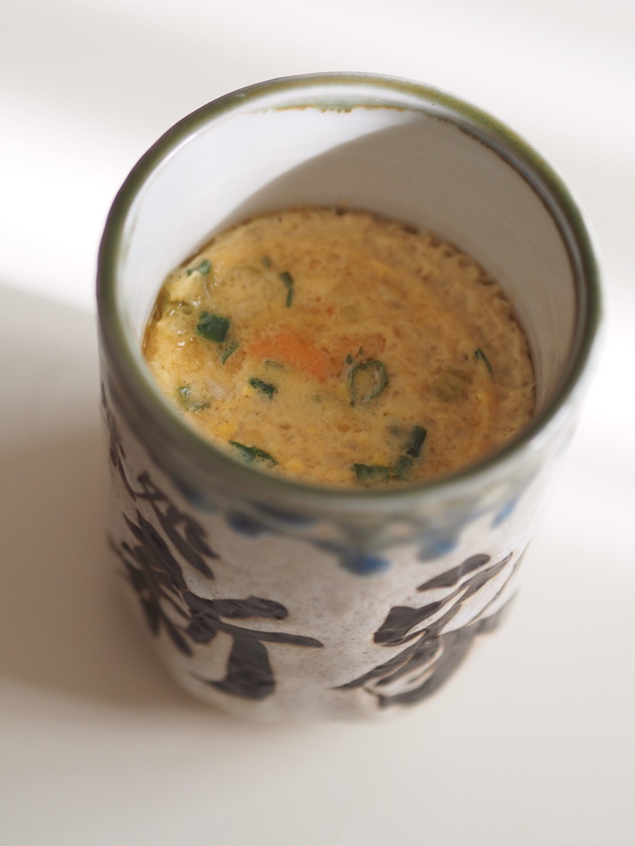 カップヌードルの残りスープを使って約３分で簡単茶碗蒸しを作る方法