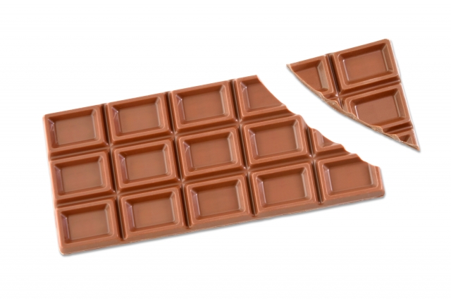 チョコをつい食べ過ぎてしまう人が考案したライフハックが案の定すぎると話題に
