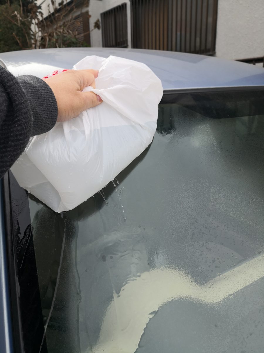 車のフロントガラスの霜を取るライフラックを試してみた結果 秒刊sunday