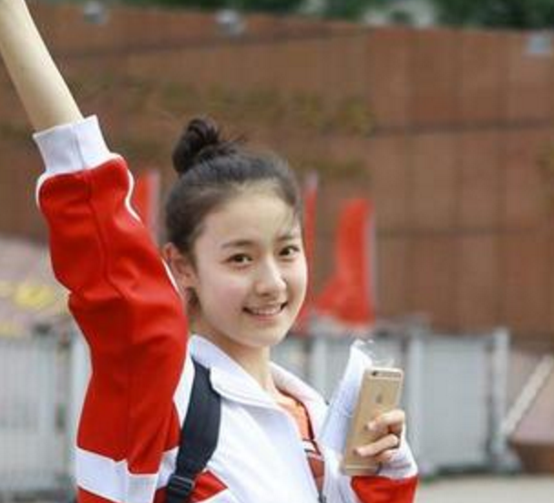確かに美人 中国であまりに美しすぎる 女子中学生 が話題に １０００年超えか 秒刊sunday